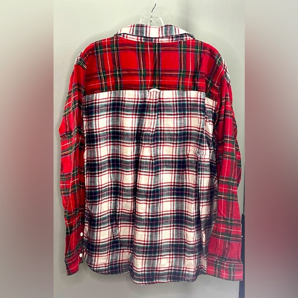 Multi Color Plaid Button Down from American Eagle - Picture 3 of 4